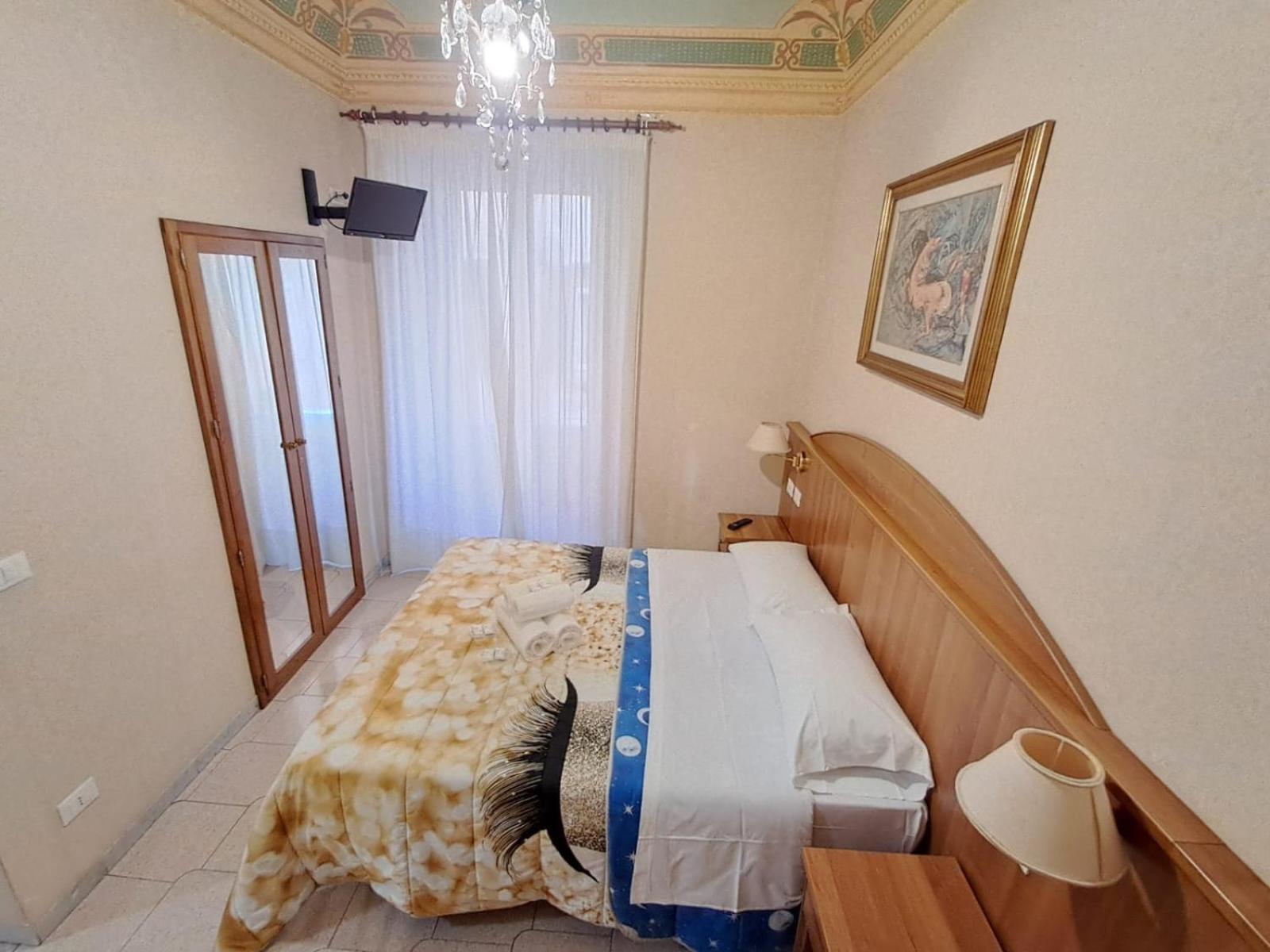 Nahid Accommodation ローマ エクステリア 写真