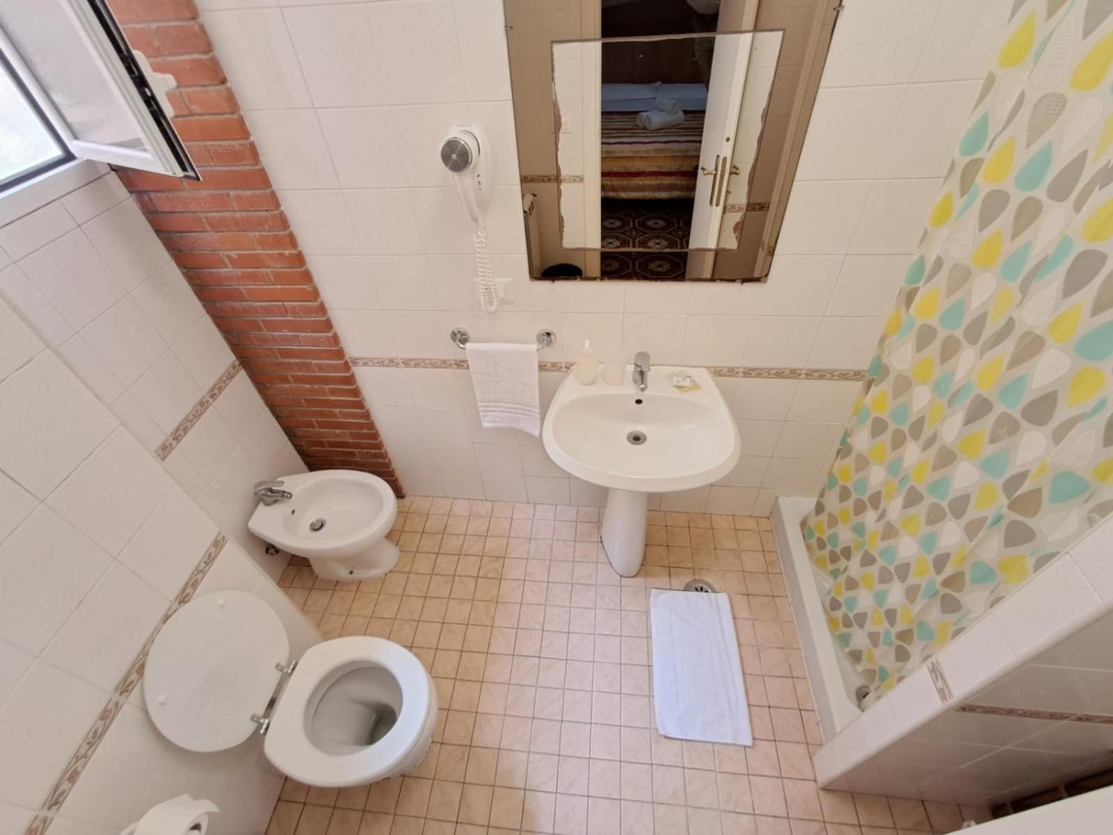 Nahid Accommodation ローマ エクステリア 写真